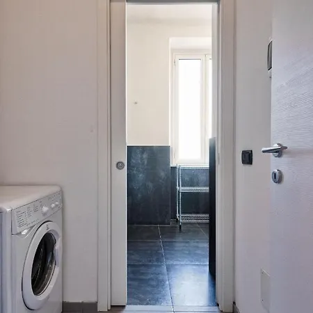 Appartamento San Donato Balcony Flat