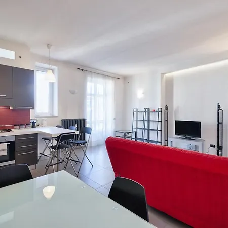San Donato Balcony Flat Apartment *